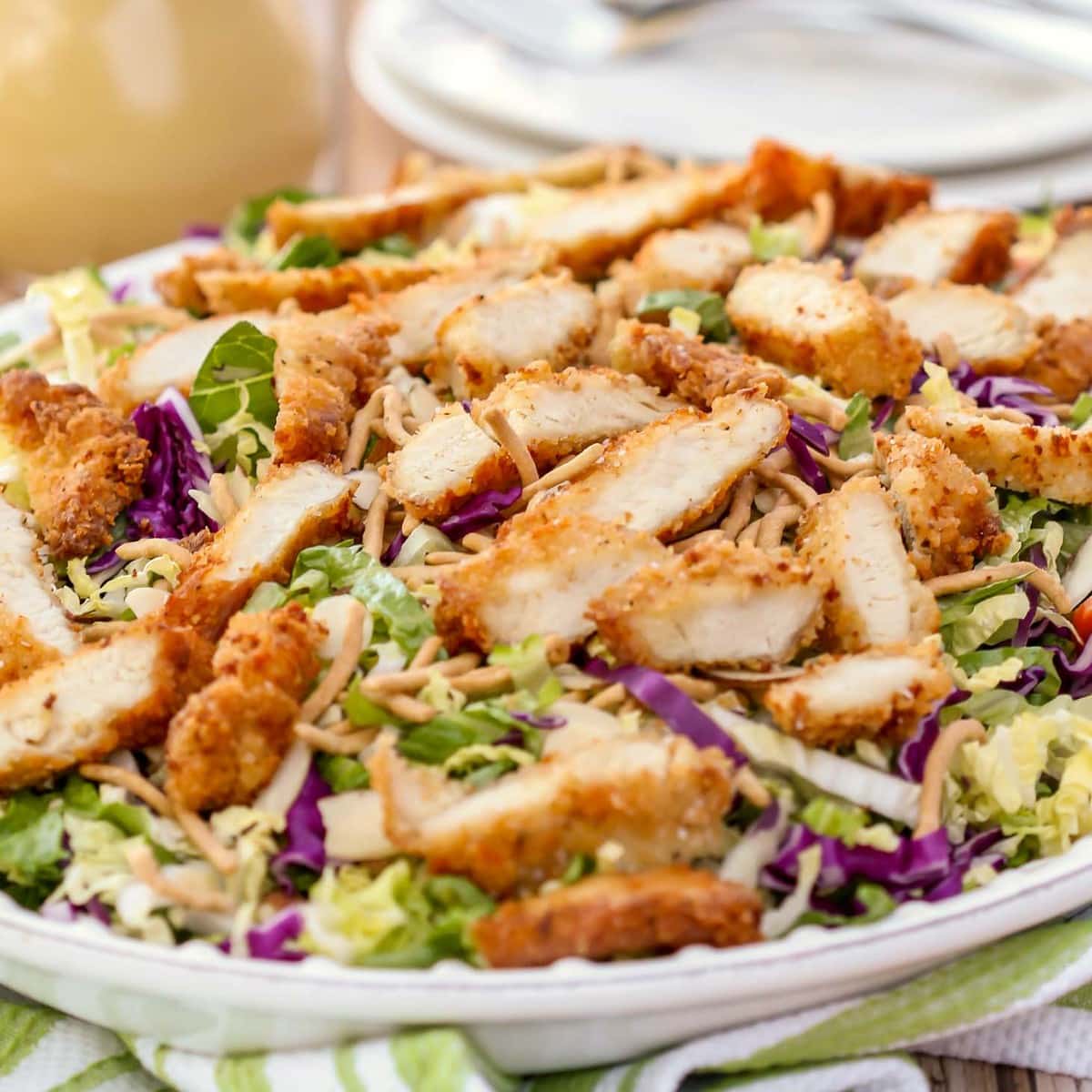 Applebees Oriental Chicken Salad Recipe (+VIDEO)