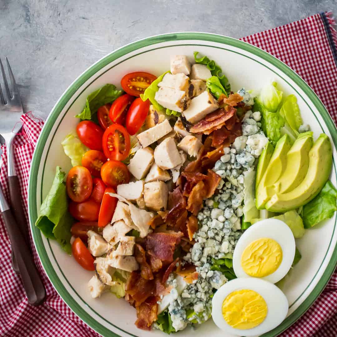Cobb Salad Recipe: a delicious classic
