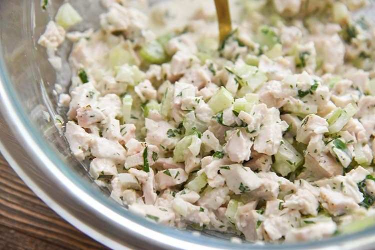 Easy Chicken Salad recipe for back to school. Find out how we keep our ...