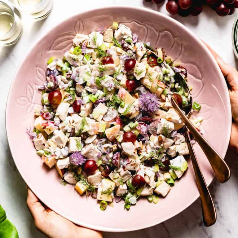 Greek Yogurt Chicken Salad (Healthy &  Easy Recipe)