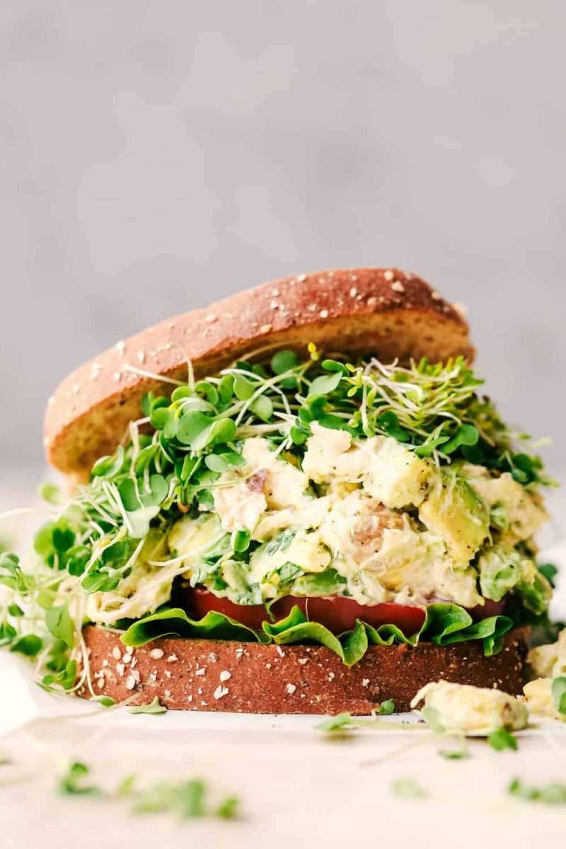 how many calories in a chicken salad sandwich on whole wheat