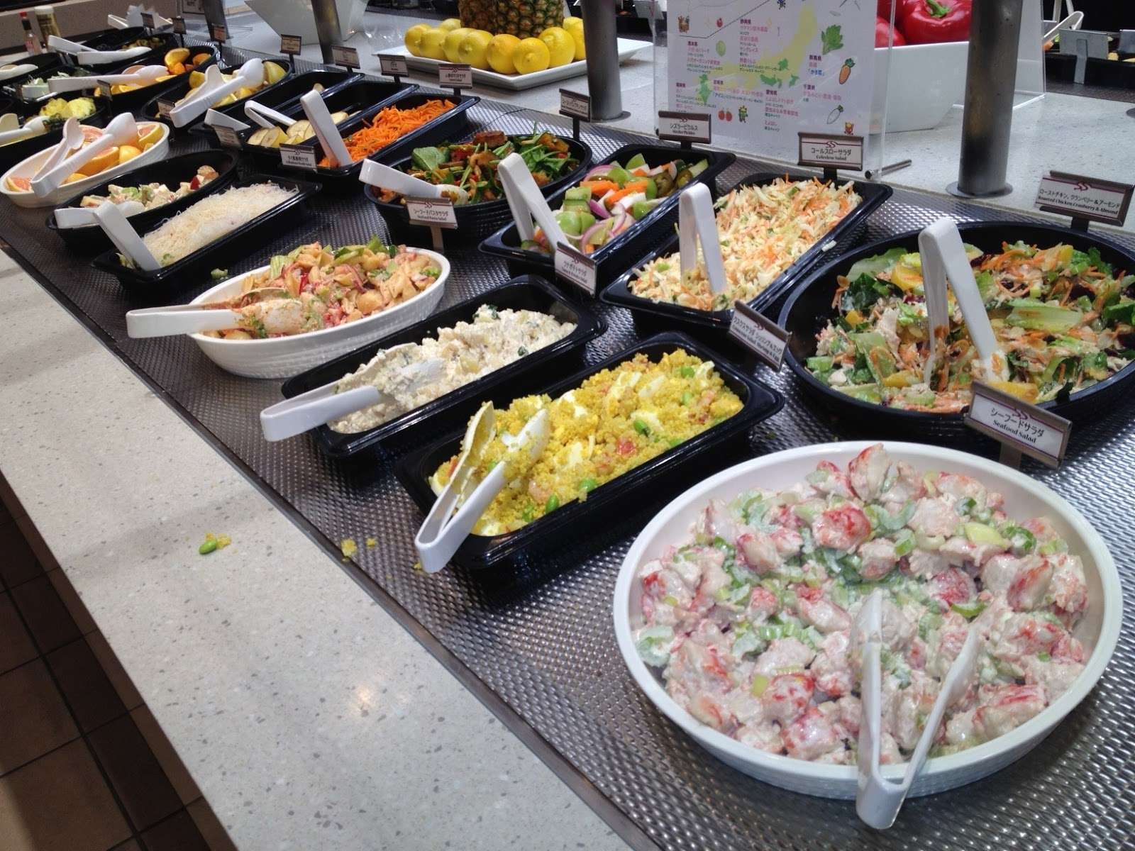 Marketing Japan: Gaijin Gourmet: The Best Salad Bar in Tokyo?