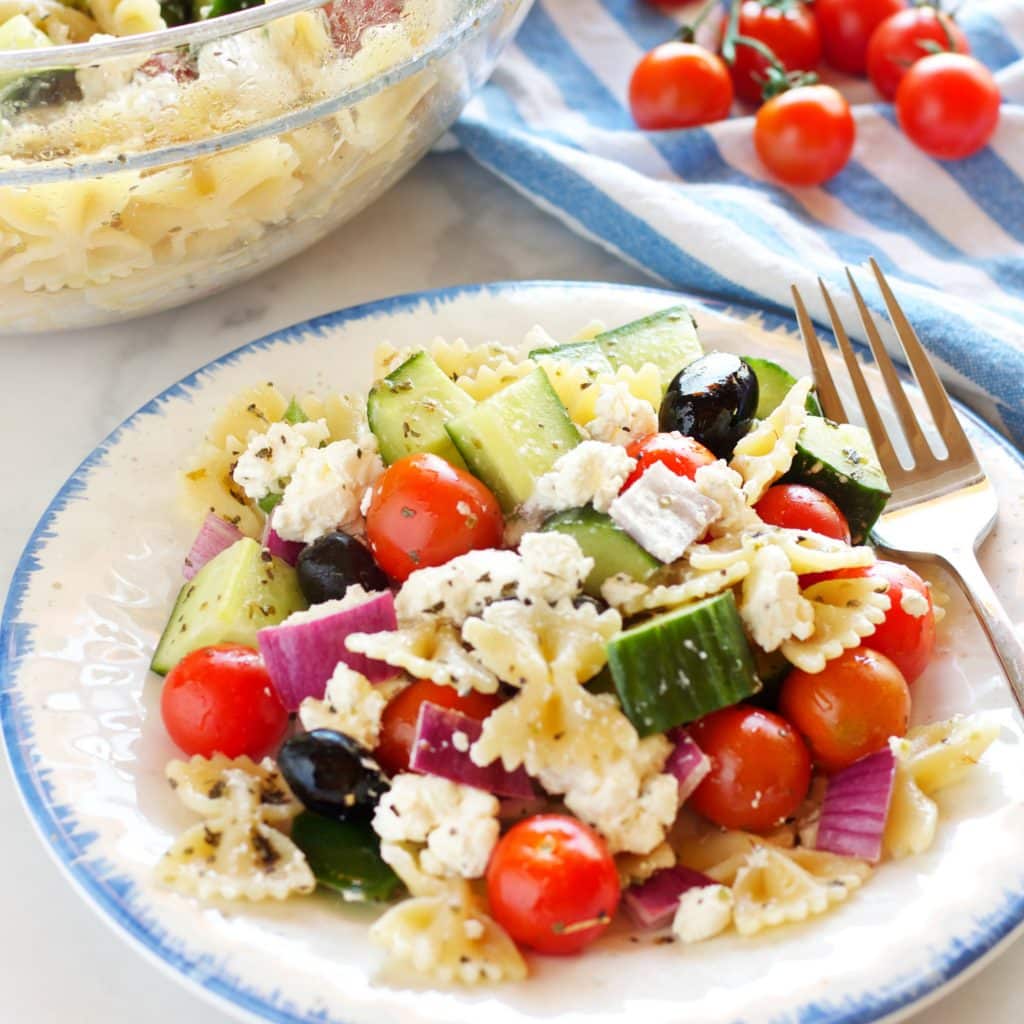Quick and Easy Greek Pasta Salad