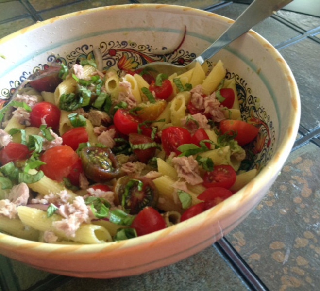 Quick and easy tuna pasta salad Recipe by Liliana