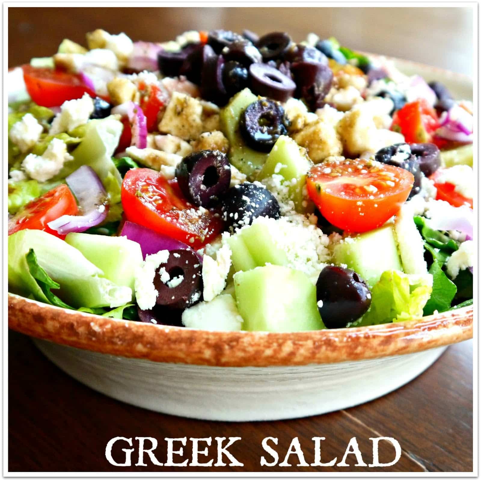 Sweet Little Bluebird: Greek Salad and Naan Greek Pizza