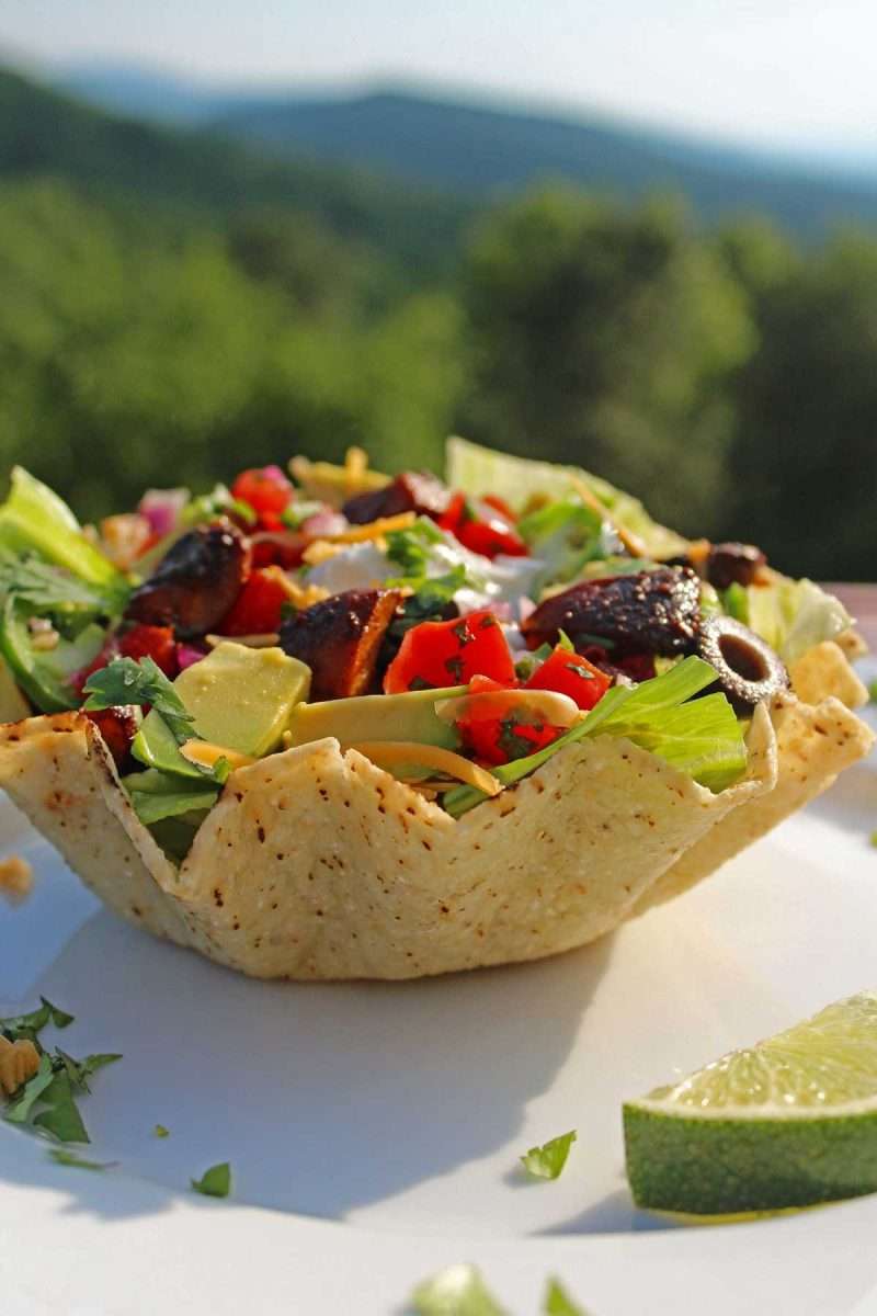 Vegetarian Taco Salad {A Meatless Monday Recipe
